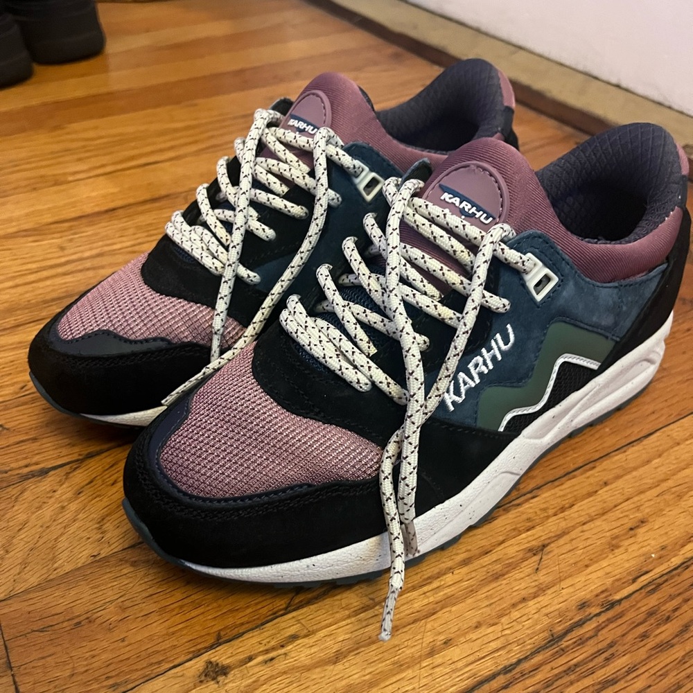 Brand New Karhu Aria Sneakers